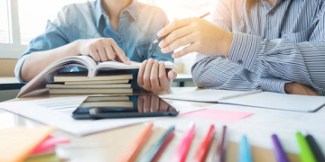 Репетитор по физике: достоинства занятий и советы по выбору преподавателя